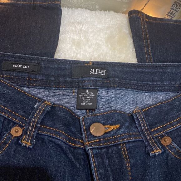 a.n.a, Boot cut jeans with accent designs on back pockets. Dark wash. Womens 4. - Picture 2 of 6